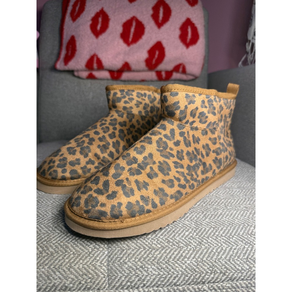 Volatile‎ Leopard Print Faux Fur Lined Ankle Boots Tan Brown Women Size 9